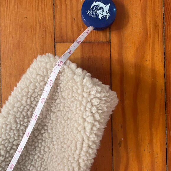 Patagonia Beige Sherpa Fleece Jacket with Navy & Pink Accents - Picture 9 of 9